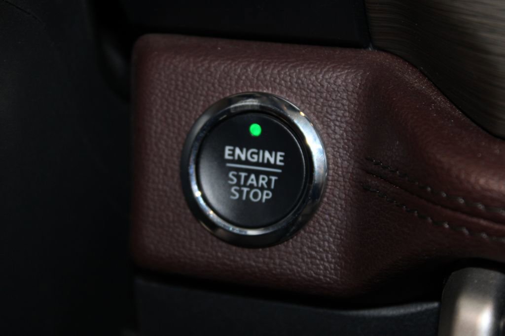 Used 2024 Ford Expedition Limited image 29