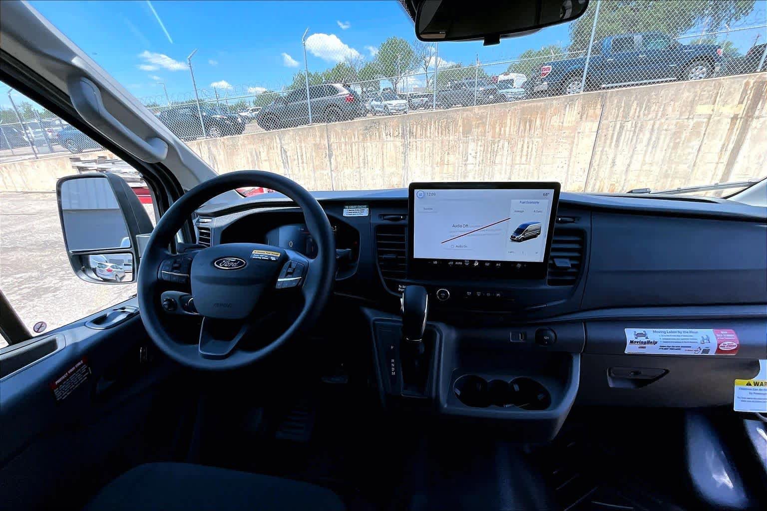 Used 2026 Ford Transit 250 Low Roof RWD image 6