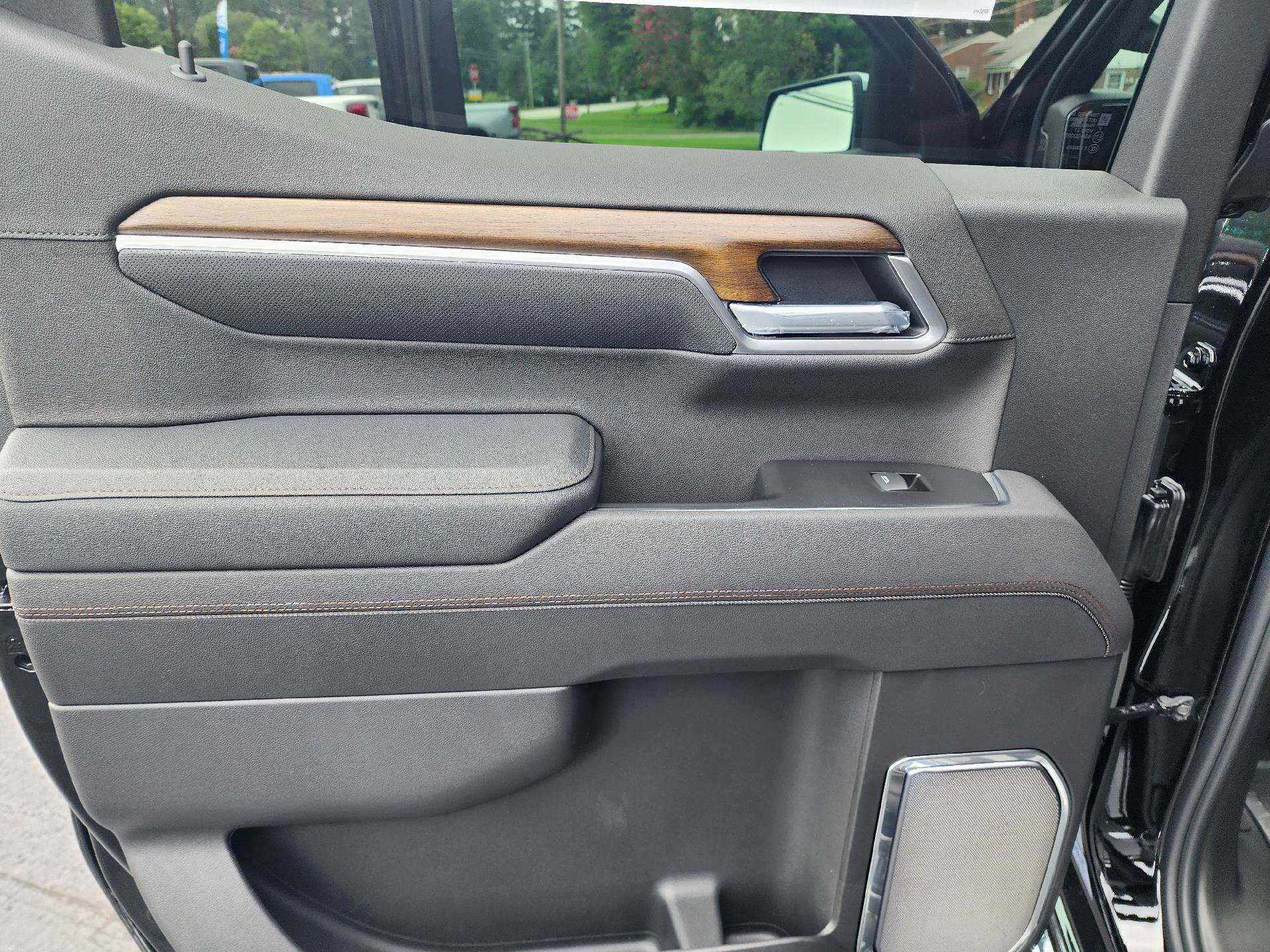 New 2026 Chevrolet Silverado 1500 High Country w/ Technology Package image 17