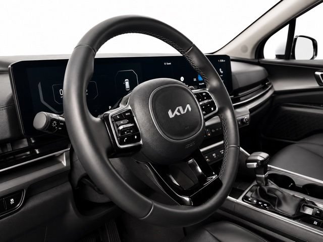 Used 2026 Kia Carnival SX w/ SX Dark Edition Package FWD image 19