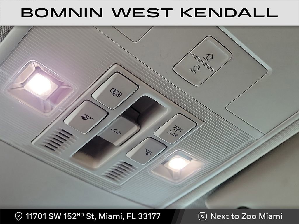 Used 2022 Volkswagen Atlas SEL image 25