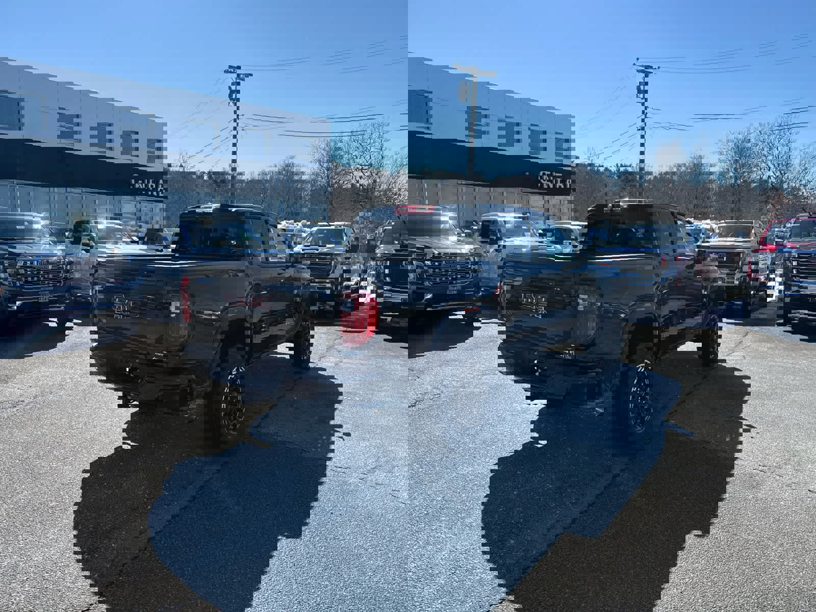 New 2026 GMC Canyon AT4 w/ Technology Plus Package image 4