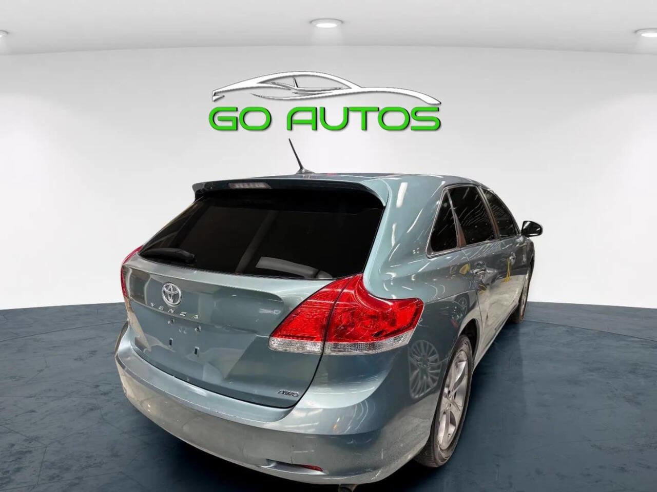 Used 2011 Toyota Venza AWD image 4