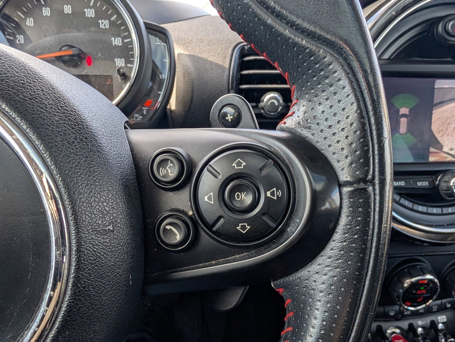 Used 2020 MINI Cooper Clubman S w/ Driver Assistance Package image 30