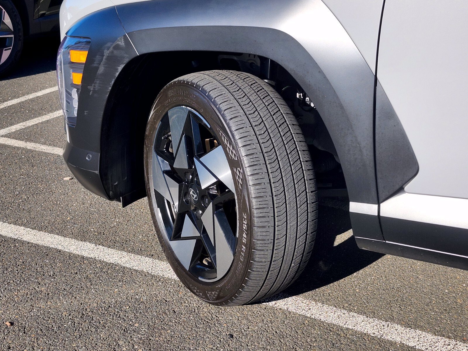 Certified 2024 Hyundai Kona Limited AWD/4WD image 32