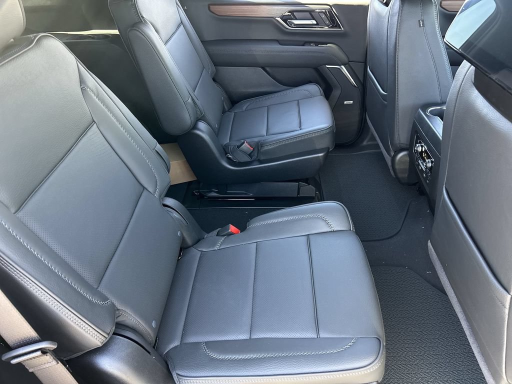 New 2026 GMC Yukon Denali w/ Denali Reserve Package AWD/4WD image 28