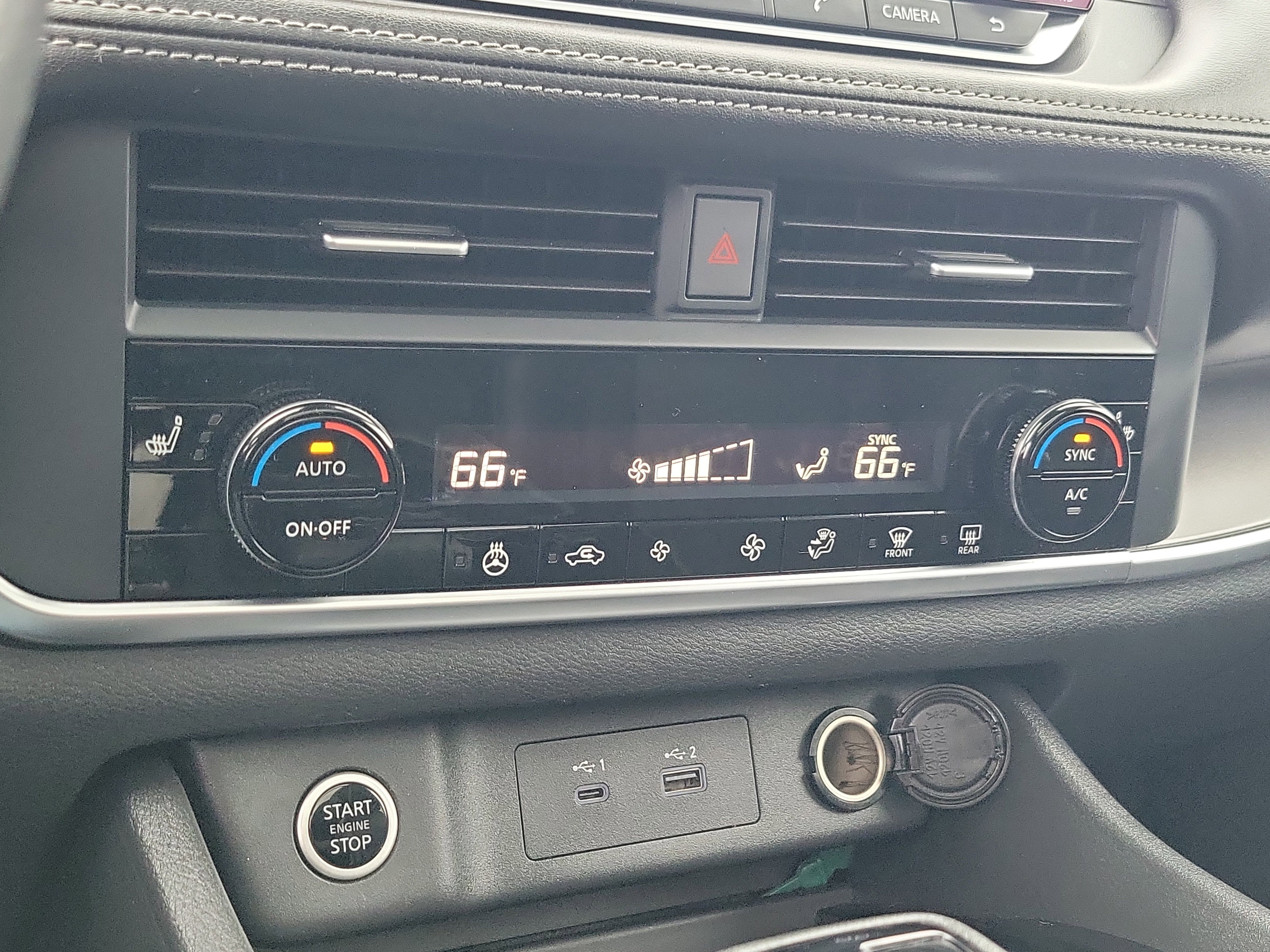 Used 2023 Nissan Rogue SV w/ SV Premium B Package image 27