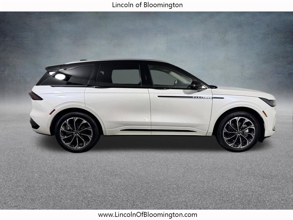 New 2026 Lincoln Nautilus Reserve AWD/4WD image 8