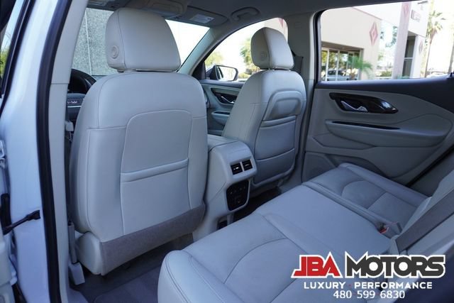 Used 2020 GMC Terrain Denali w/ Denali Premium Package FWD image 7