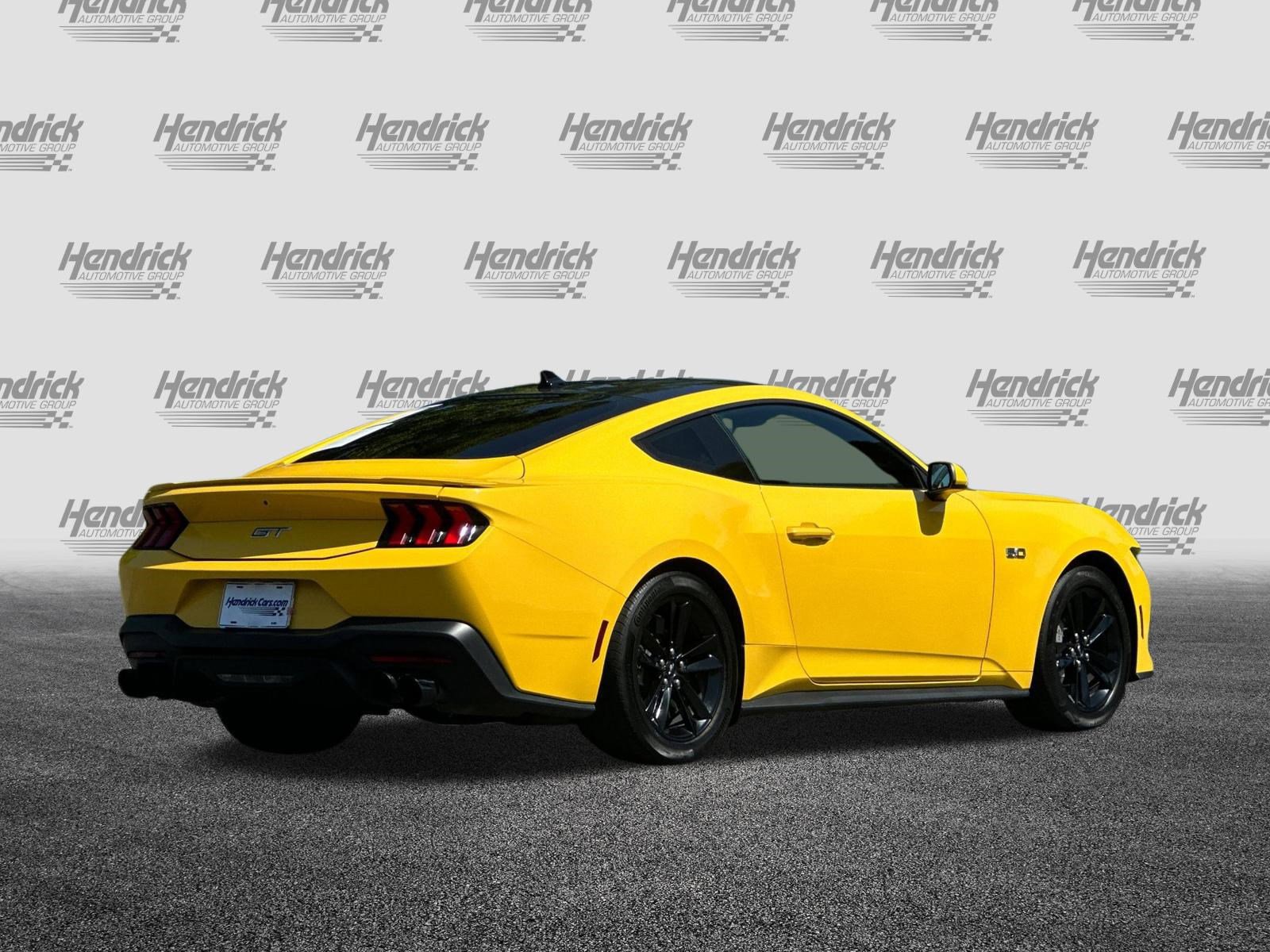 Used 2024 Ford Mustang GT RWD image 5