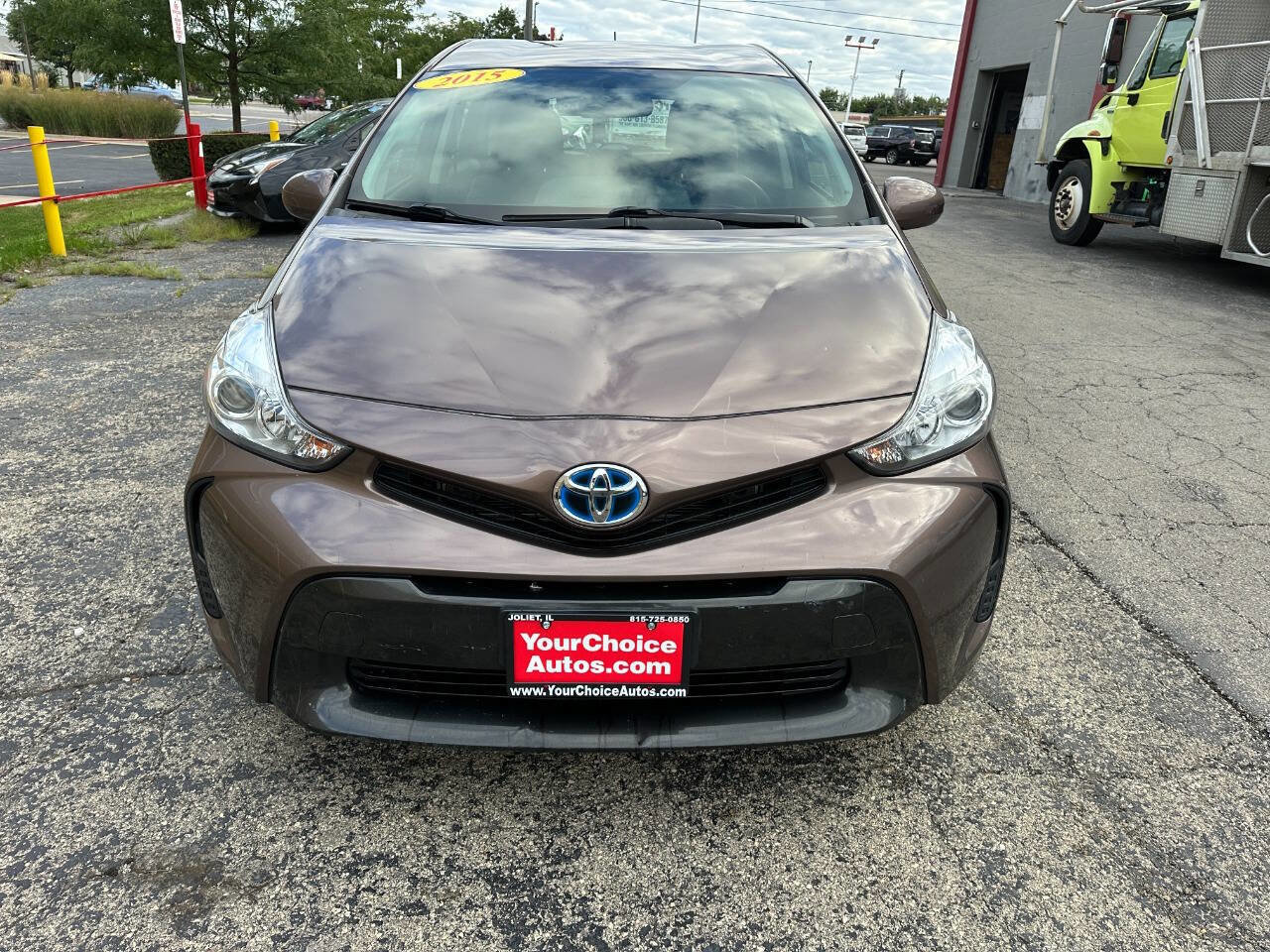 Used 2015 Toyota Prius V Three image 12