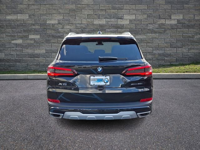 Used 2023 BMW X5 xDrive40i w/ Climate Comfort Package AWD/4WD image 5