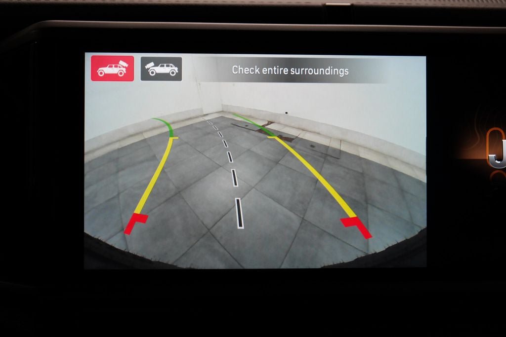 Used 2025 Jeep Wrangler Unlimited Sahara AWD/4WD image 18