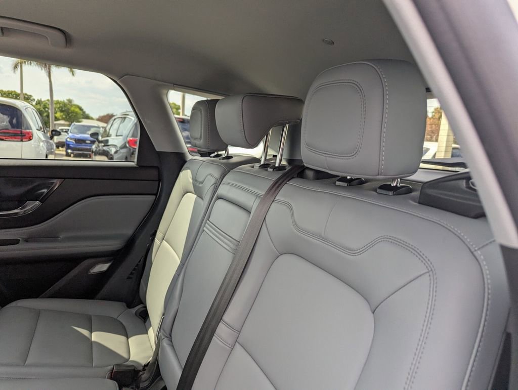 Used 2022 Lincoln Corsair FWD image 17