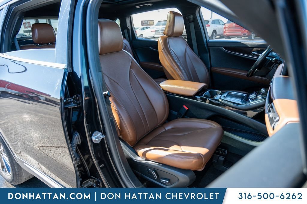 Used 2023 Lincoln Nautilus Reserve AWD/4WD image 30