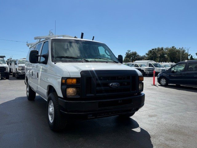 Used 2009 Ford E-350 and Econoline 350 Super Duty image 3