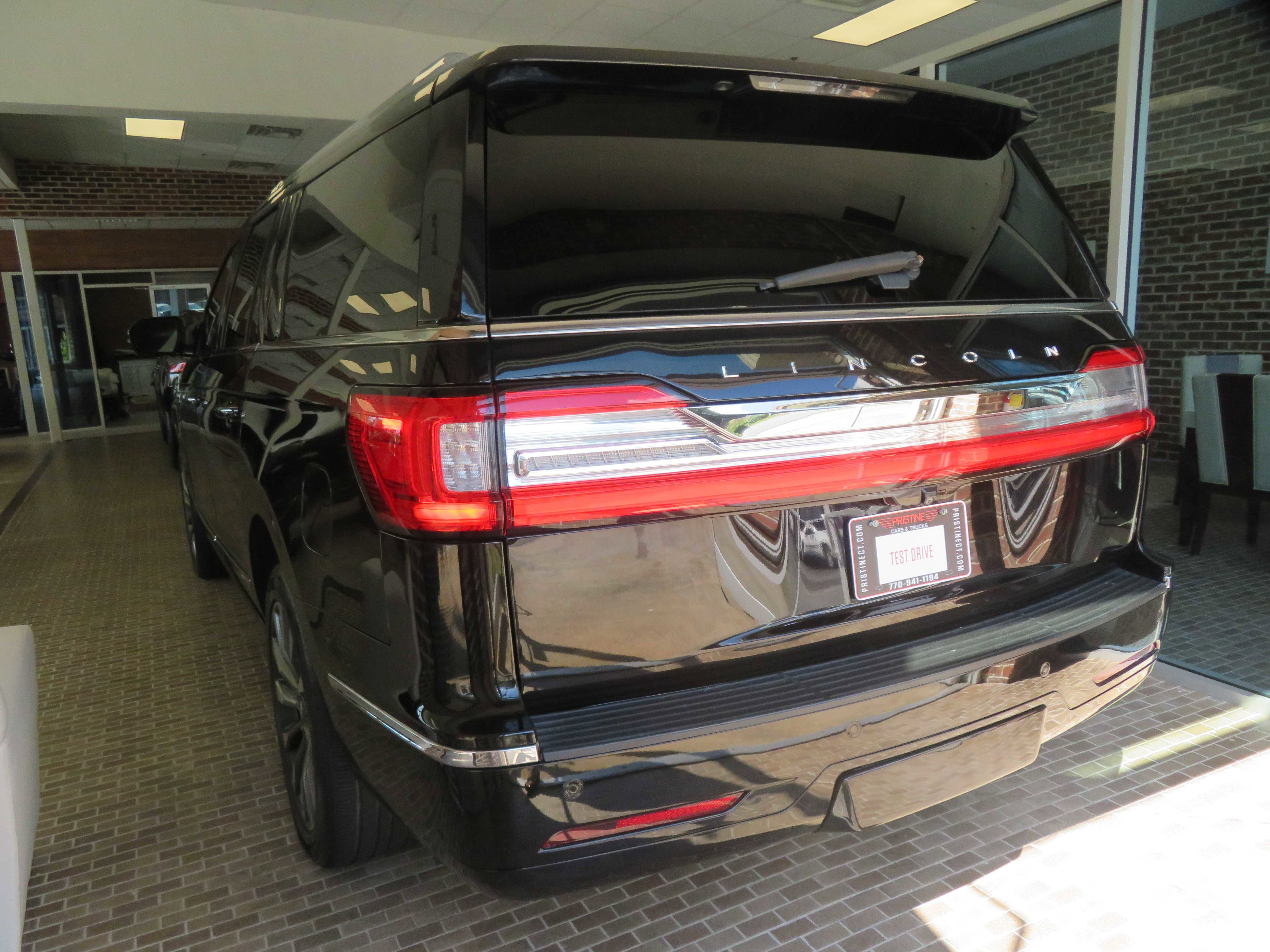 Used 2020 Lincoln Navigator L Reserve image 71