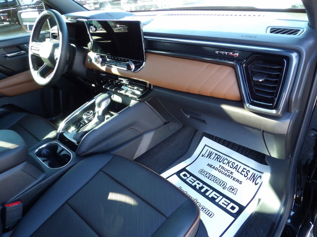 Used 2023 GMC Canyon AT4 w/ AT4 Premium Package image 44