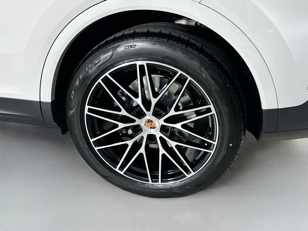 New 2026 Porsche Cayenne AWD/4WD image 34