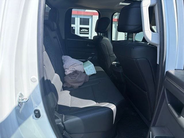 Used 2022 Toyota Tundra Limited AWD/4WD image 14