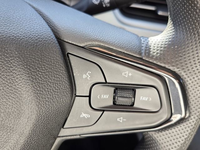 Used 2024 Chevrolet Trax LS image 27