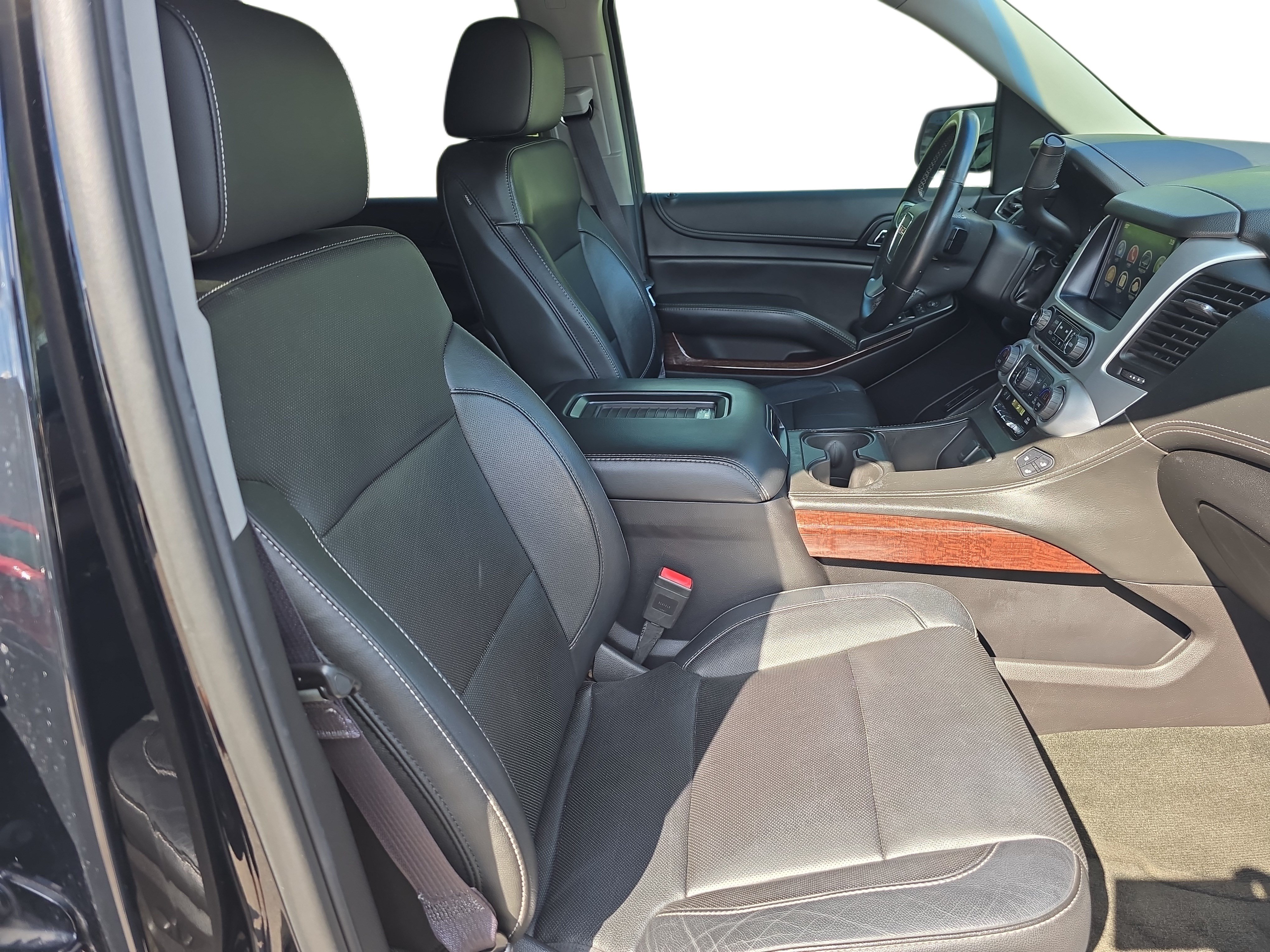 Used 2016 GMC Yukon SLT w/ Open Road Package AWD/4WD image 9