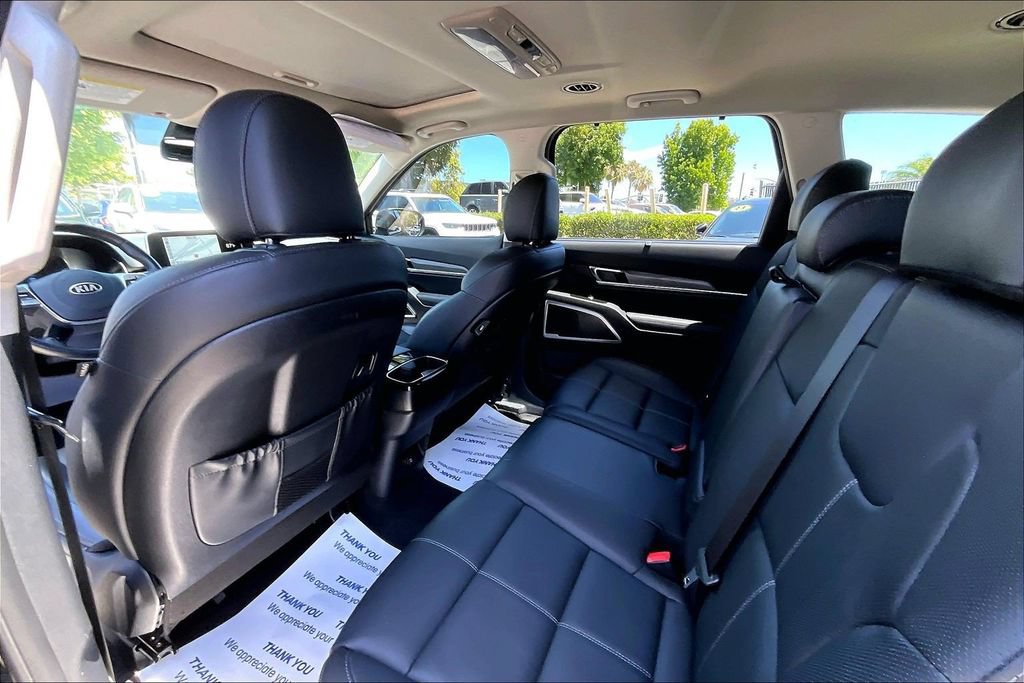 Certified 2021 Kia Telluride EX w/ Towing Package AWD/4WD image 16