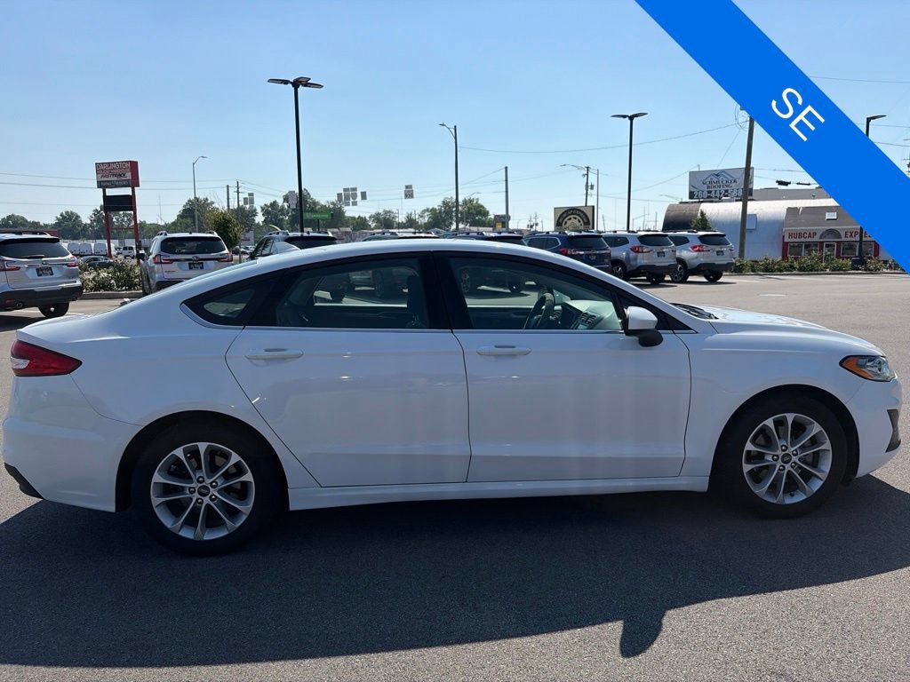 Used 2020 Ford Fusion SE FWD image 8