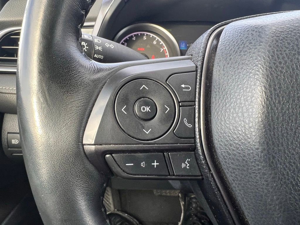 Used 2024 Toyota Camry SE w/ Cold Weather Package image 11