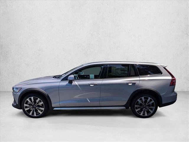 New 2026 Volvo V60 B5 Cross Country Ultra AWD/4WD image 9