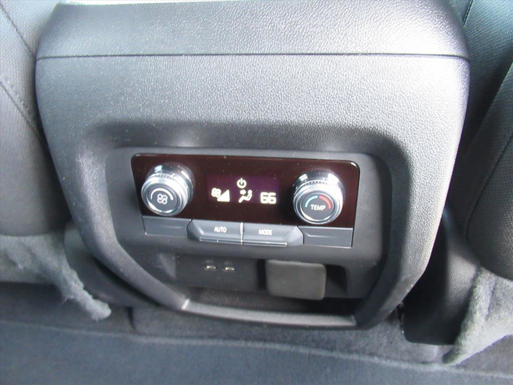 Used 2025 GMC Acadia Elevation FWD image 14