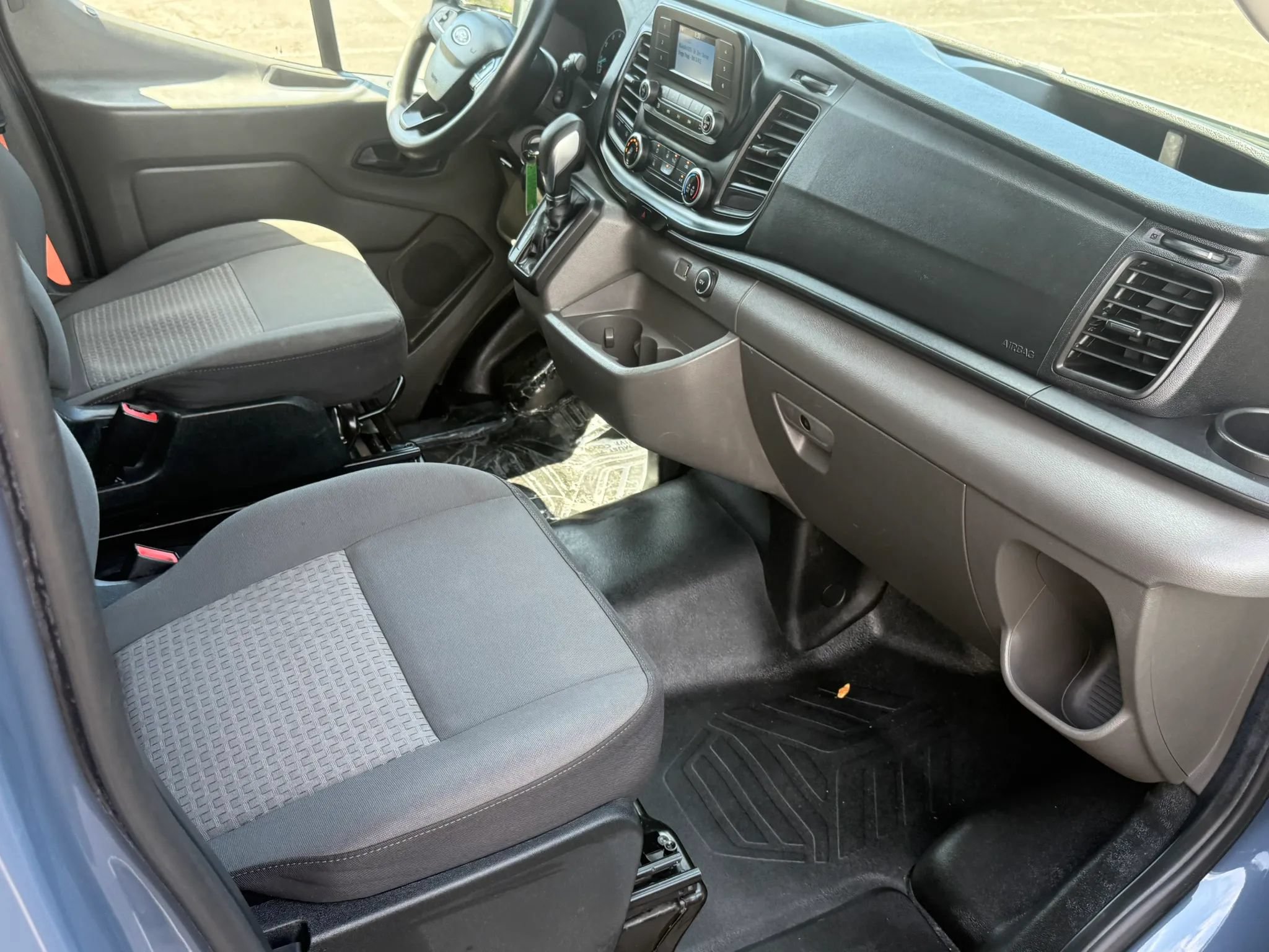 Used 2020 Ford Transit 250 148 High Roof Extended RWD image 12