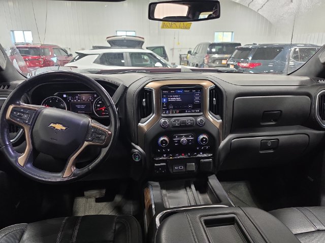 Used 2020 Chevrolet Silverado 3500 High Country w/ Gooseneck/5TH Wheel Package AWD/4WD image 4