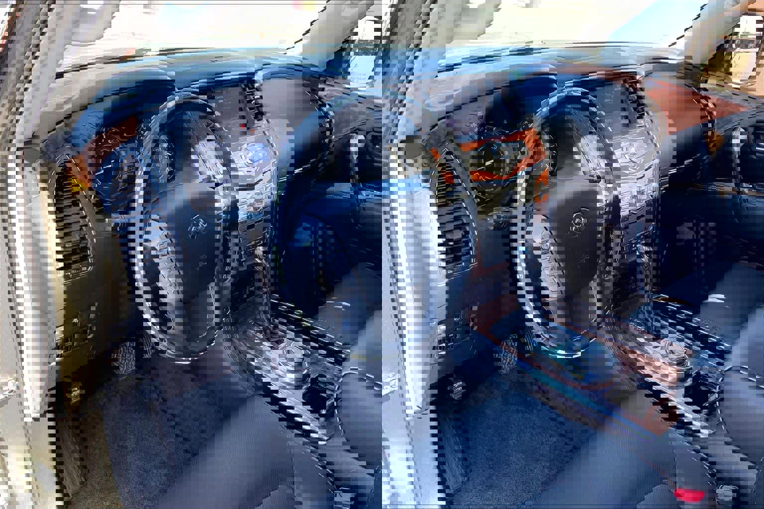 Used 2019 INFINITI QX80 Luxe image 18