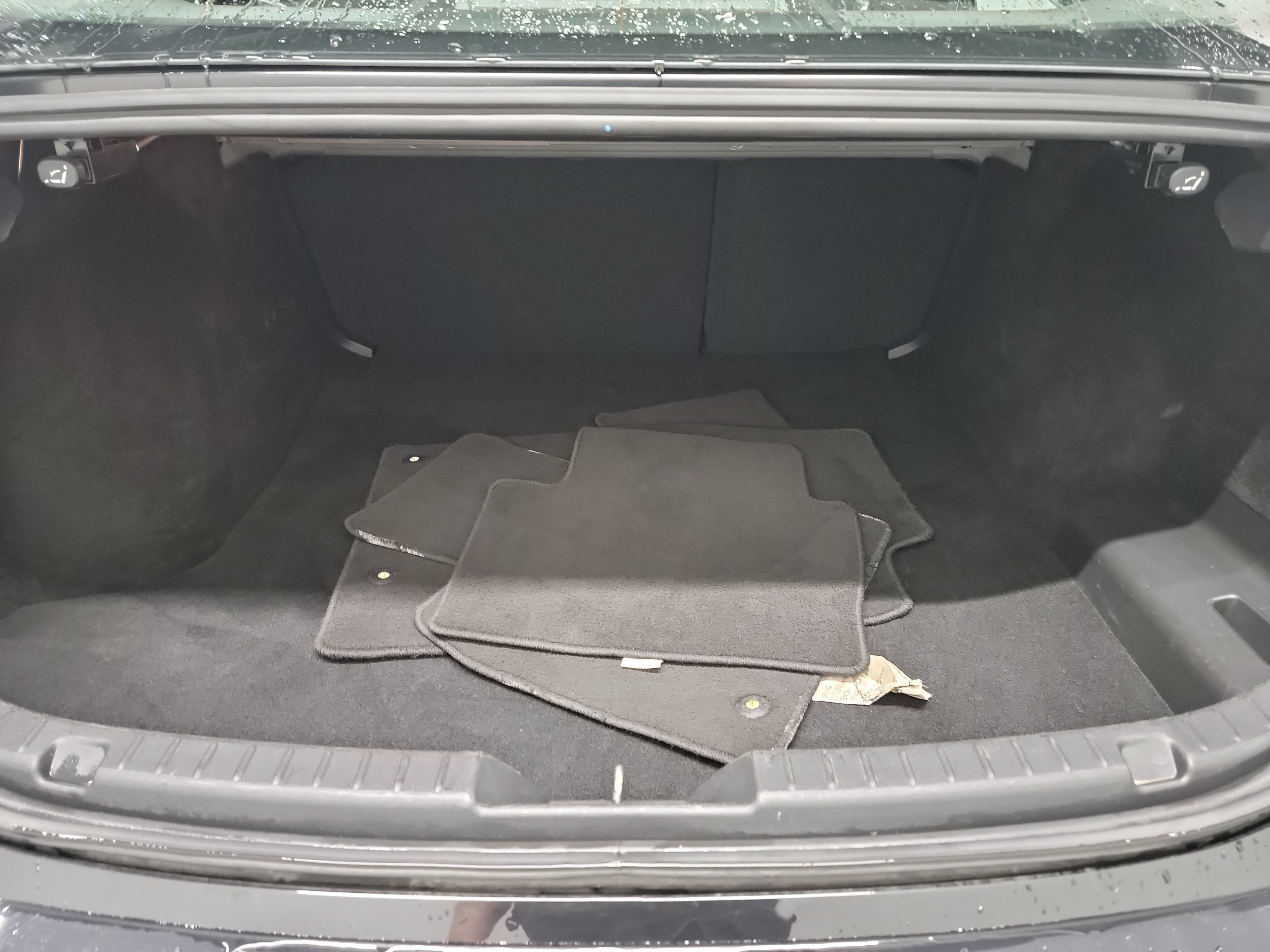Used 2024 MAZDA MAZDA3 s FWD image 25