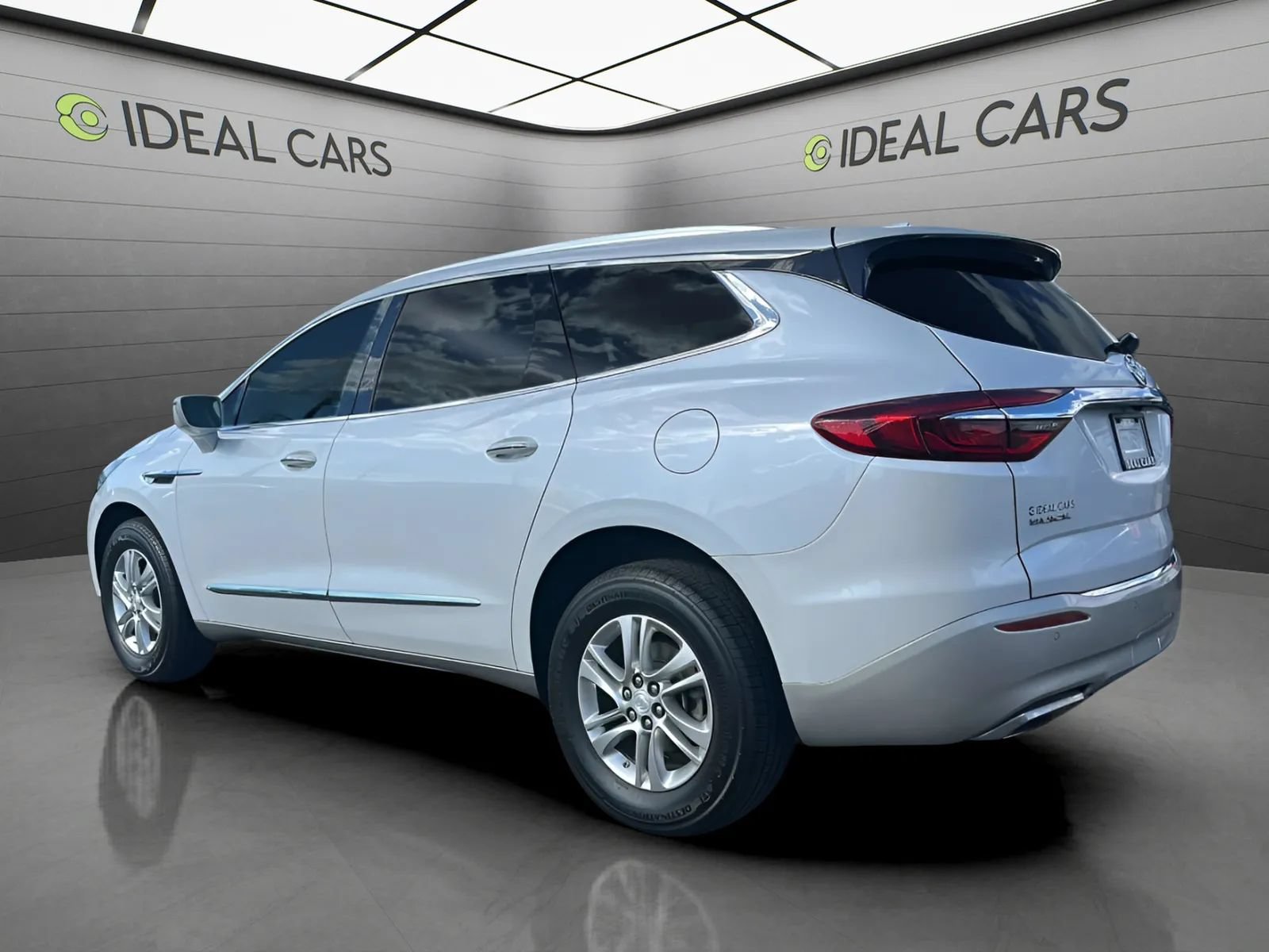 Used 2018 Buick Enclave Essence FWD image 7