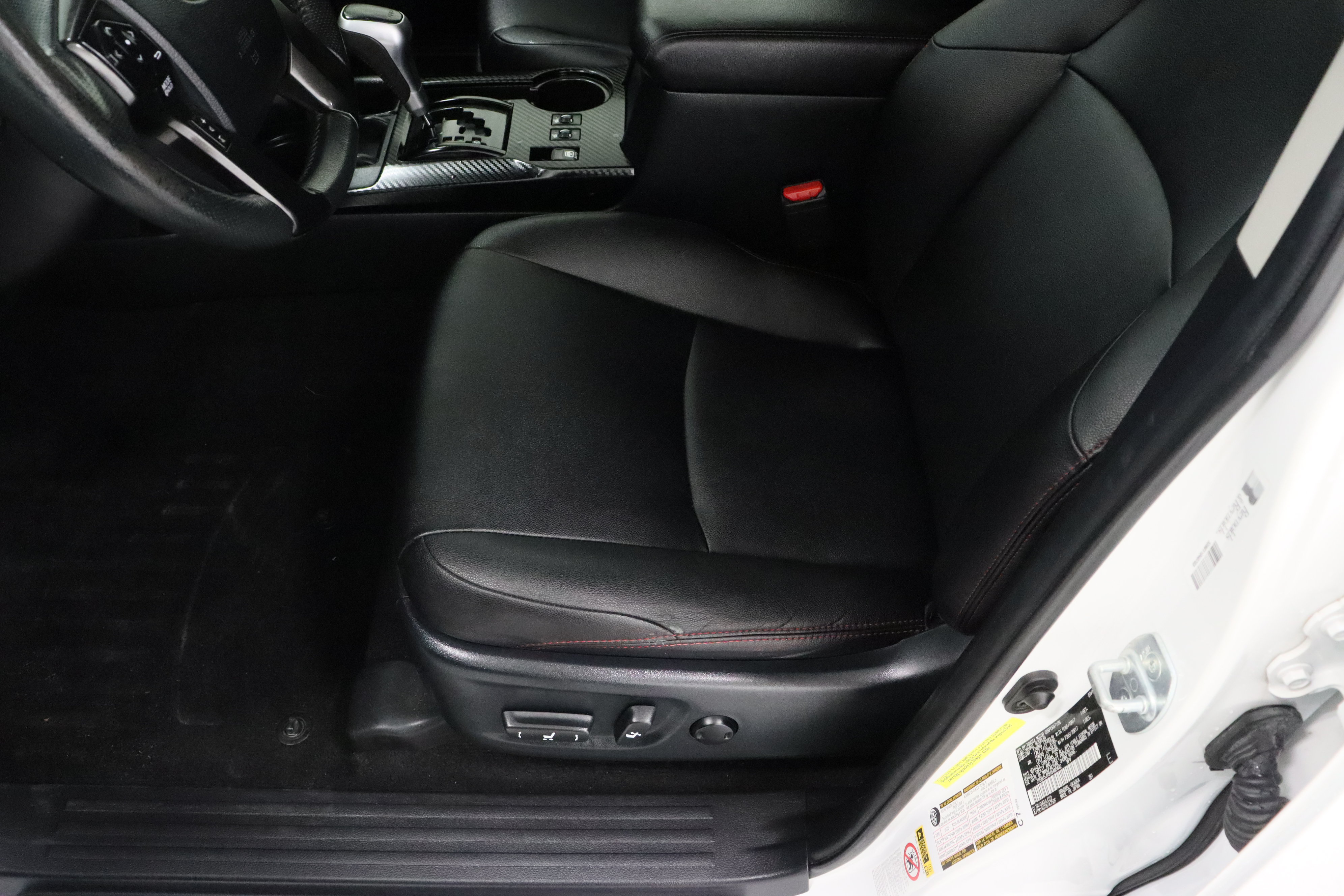 Used 2017 Toyota 4Runner TRD Off-Road Premium AWD/4WD image 15