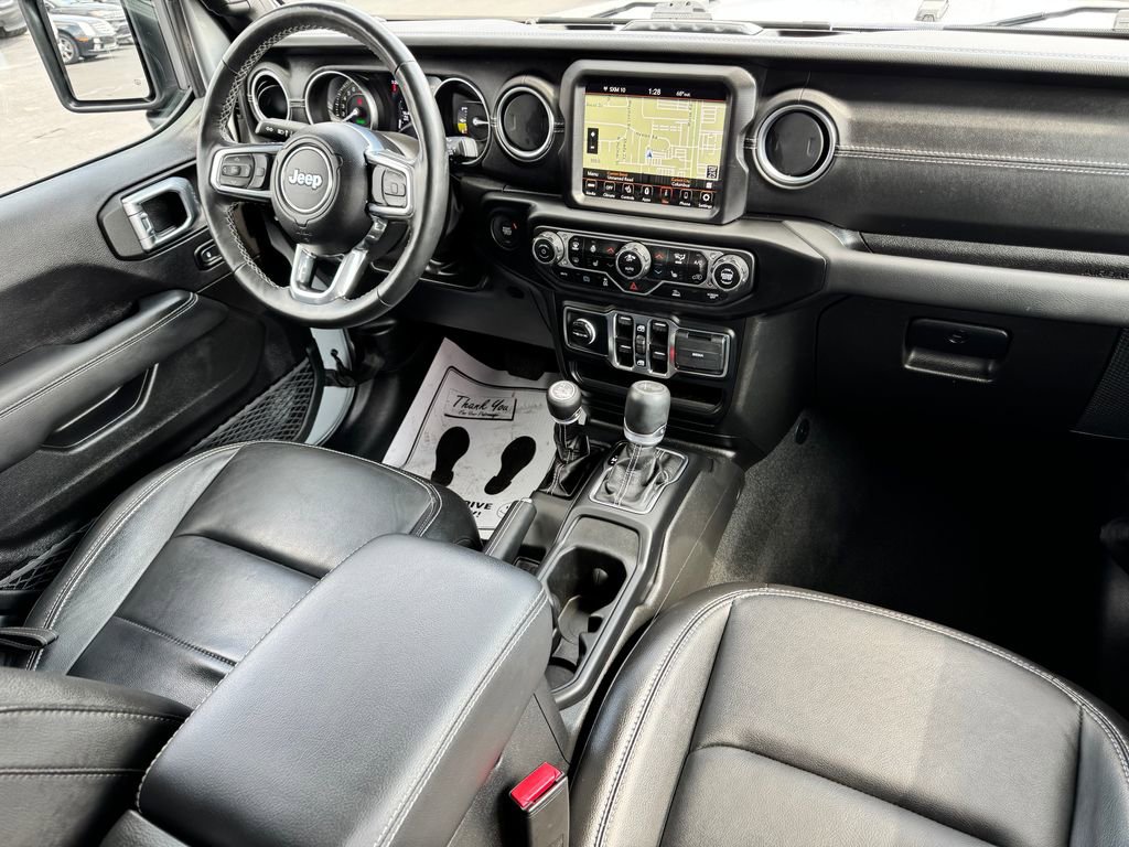 Used 2023 Jeep Wrangler Unlimited Sahara w/ Cold Weather Group image 15
