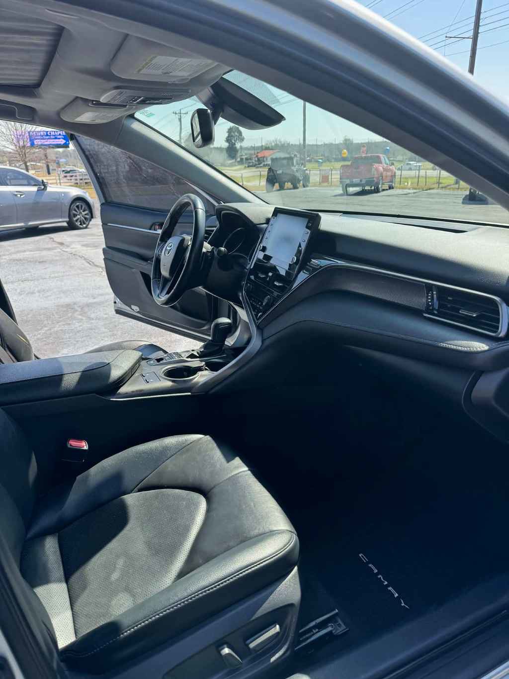 Used 2021 Toyota Camry XSE FWD image 12