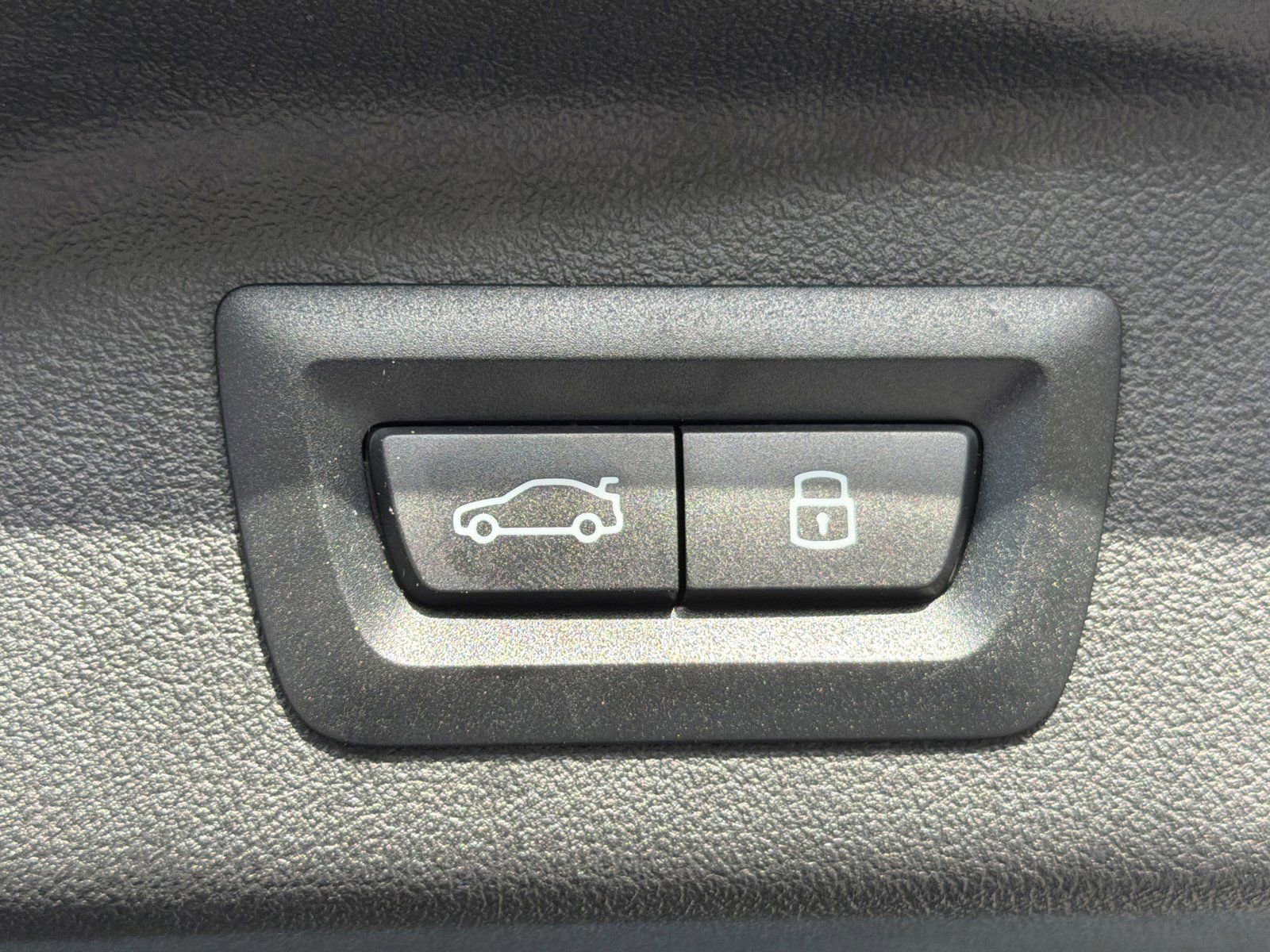 Used 2026 BMW X7 xDrive40i AWD/4WD image 12