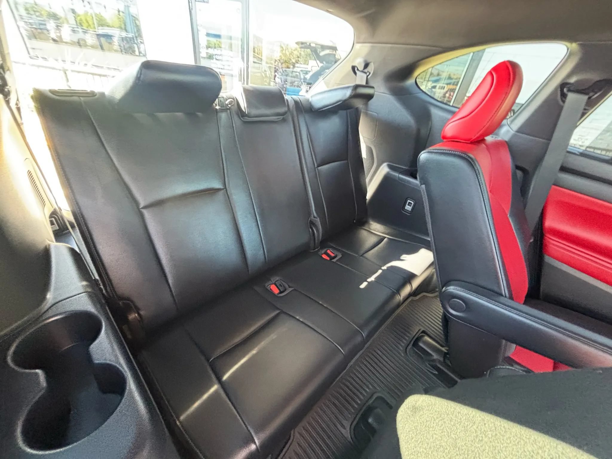 Used 2023 Toyota Highlander XSE AWD/4WD image 14