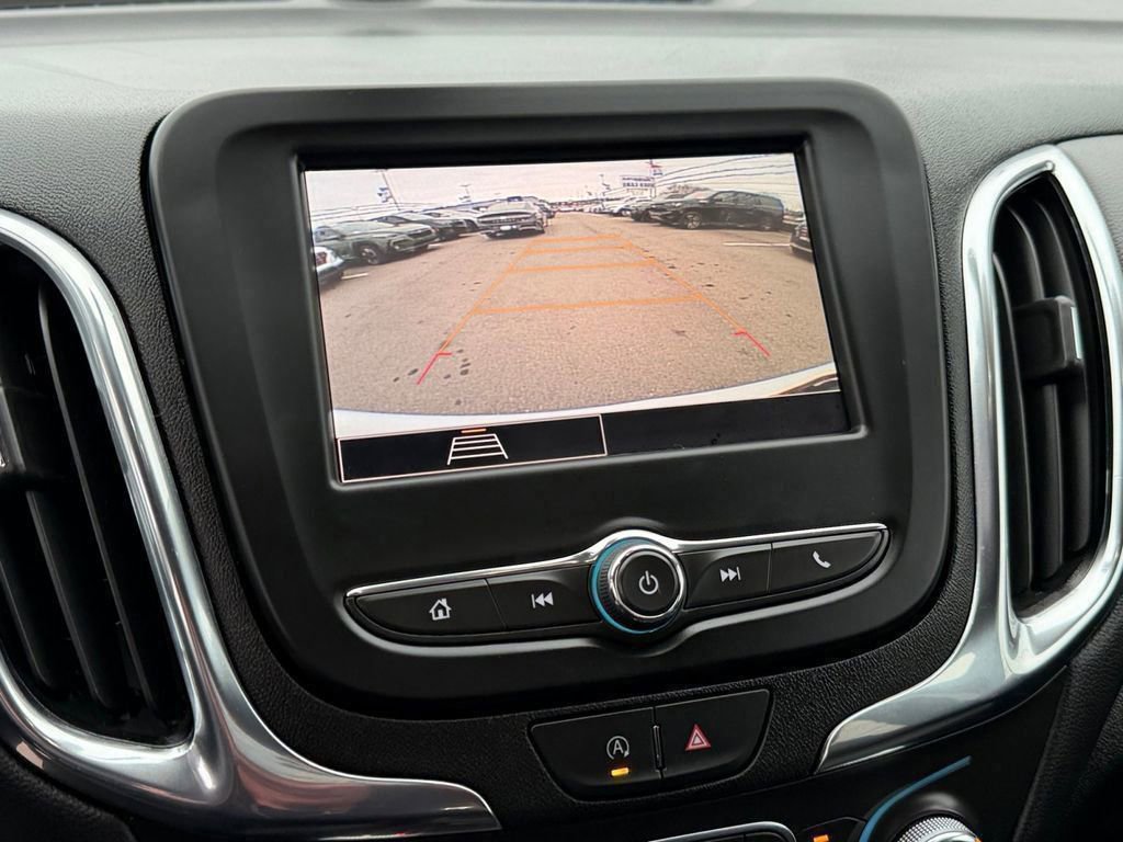 Used 2023 Chevrolet Equinox LT image 21