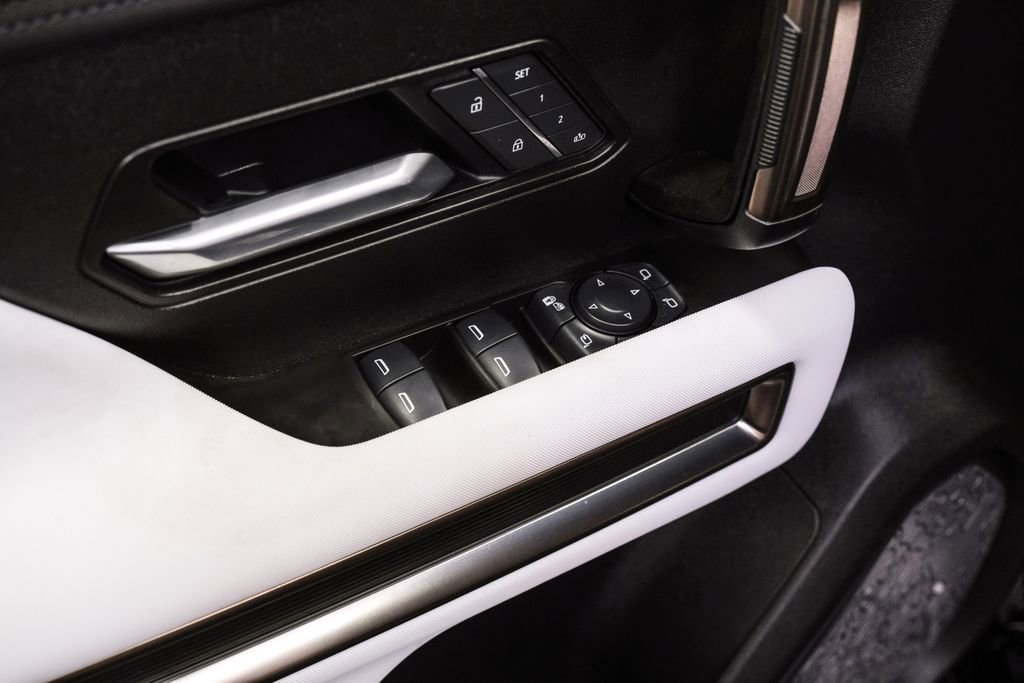 Used 2025 GMC Hummer EV 2X image 46