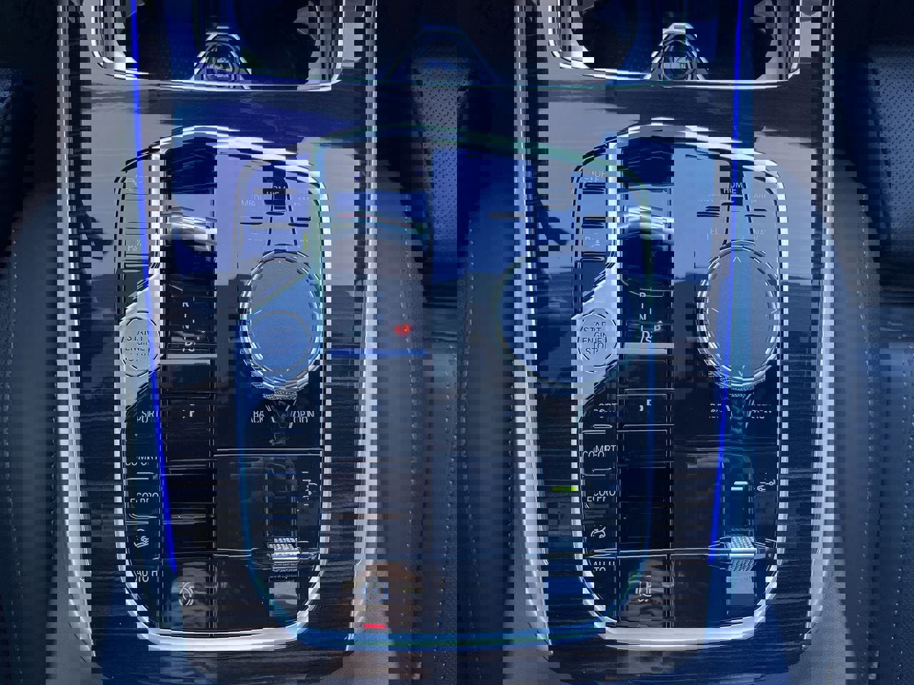 Certified 2024 BMW X7 M60i image 28