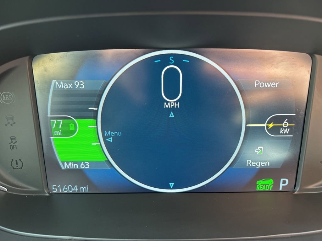 Used 2017 Chevrolet Bolt Premier w/ Infotainment Package image 26