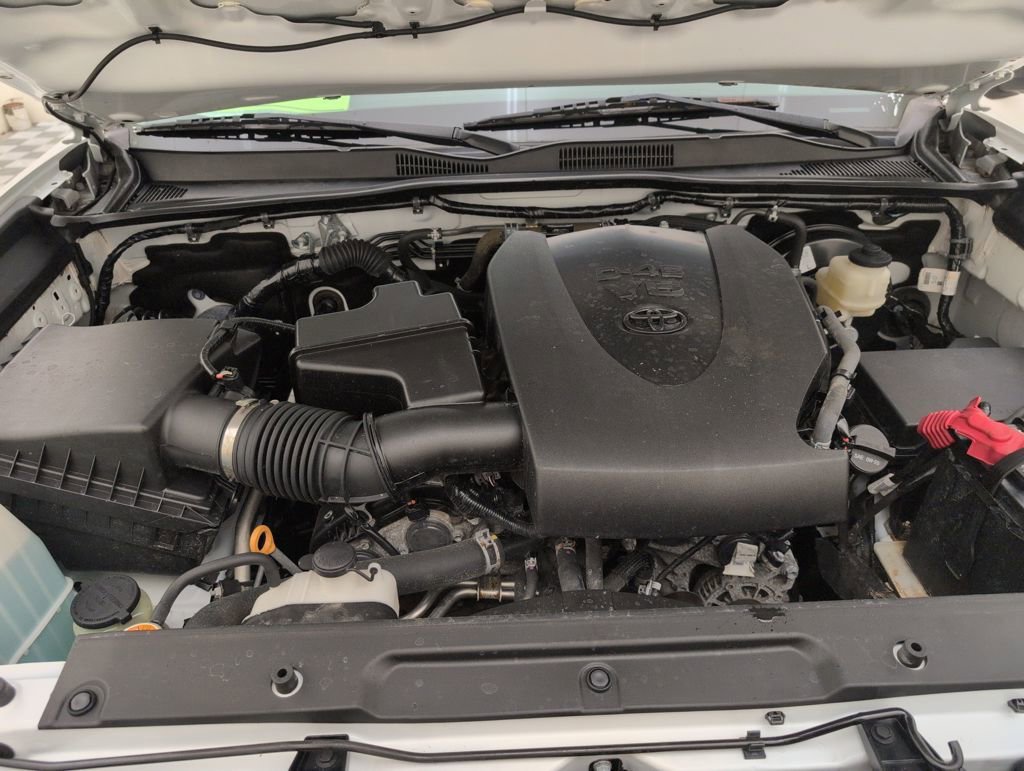 Used 2020 Toyota Tacoma SR5 image 36