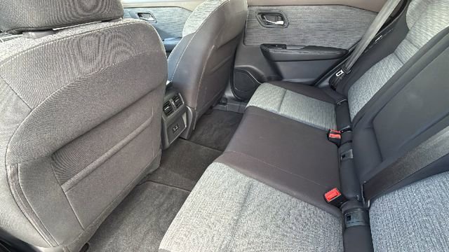 Used 2021 Nissan Rogue SV AWD/4WD image 24