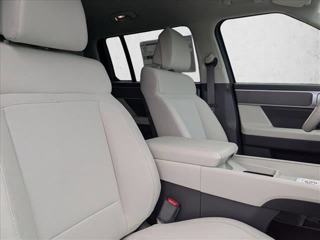 New 2026 Hyundai Santa Fe SE FWD image 22