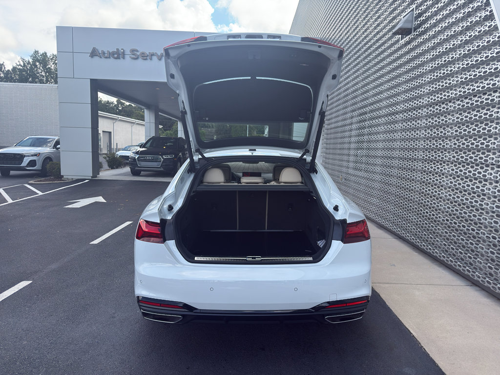 Used 2025 Audi A5 2.0T Premium Plus w/ Convenience Plus Package image 8