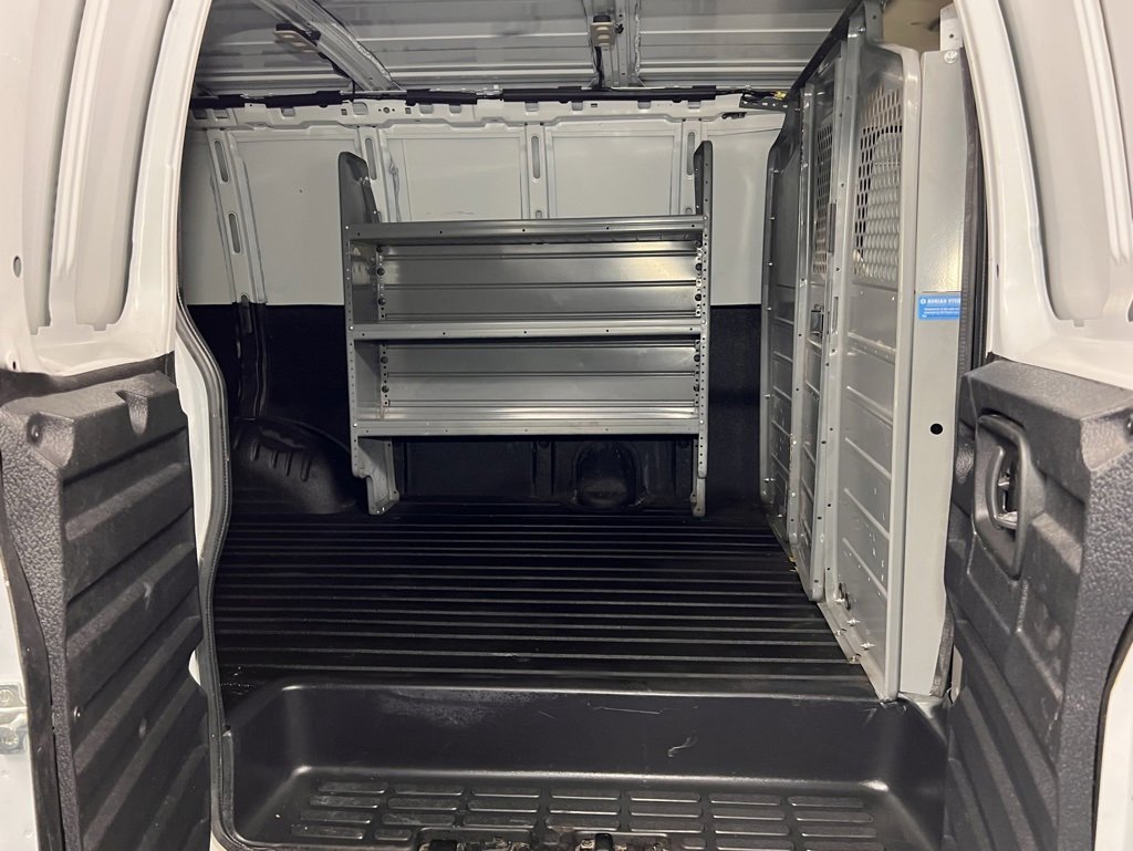 Used 2021 Chevrolet Express 2500 w/ Driver Convenience Package image 14